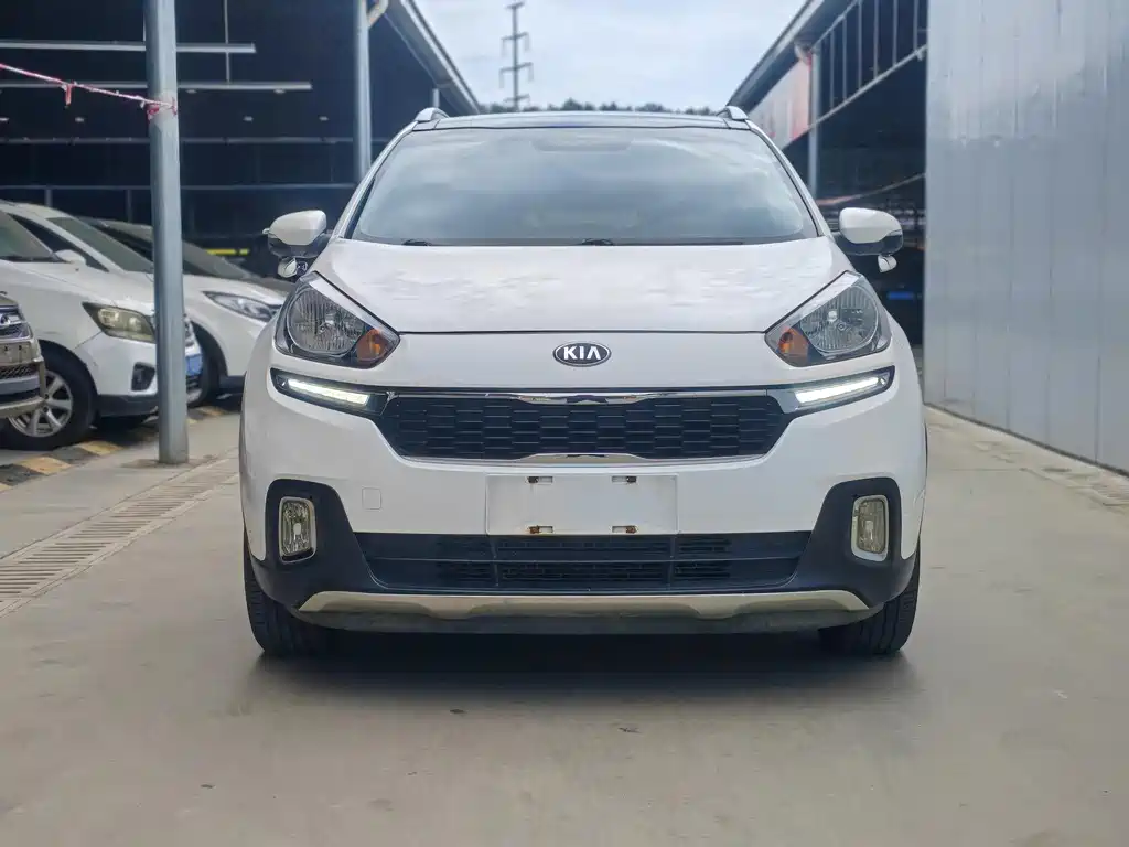 Kia KX3 2016 — фото 2