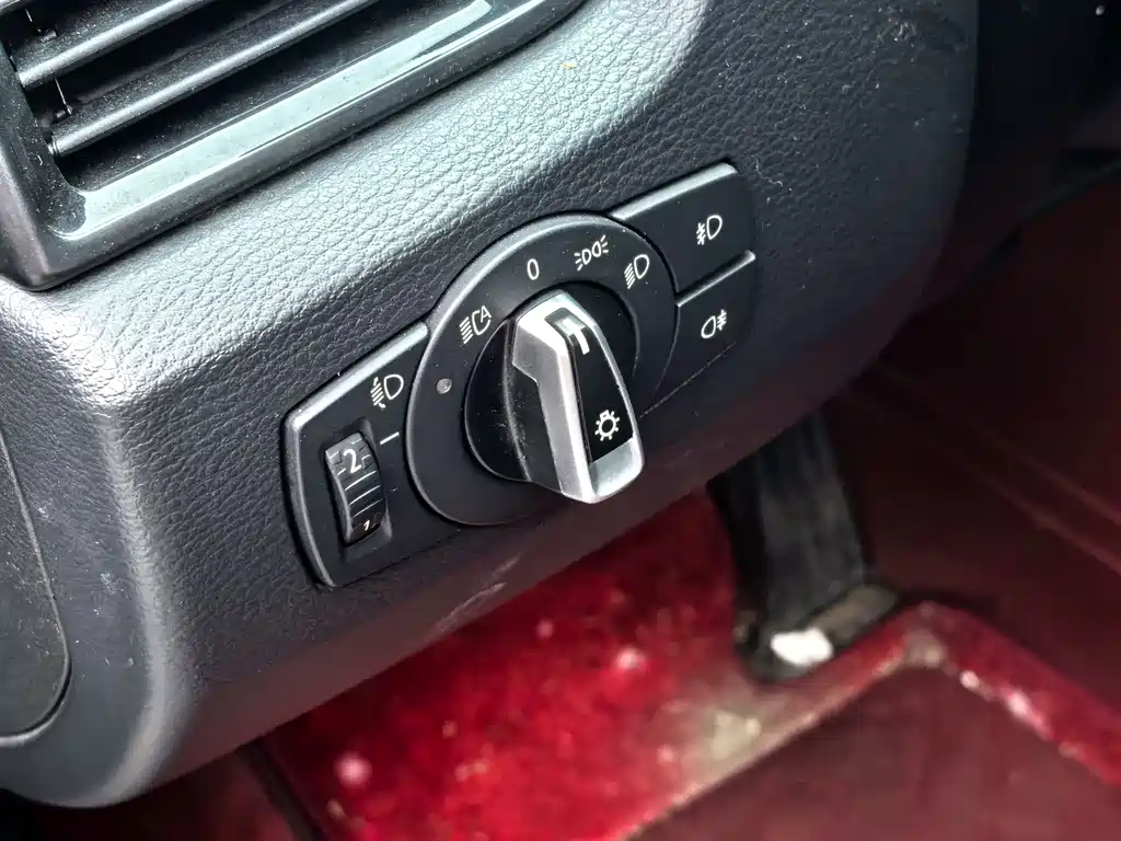 BMW X1 2015 — фото 17