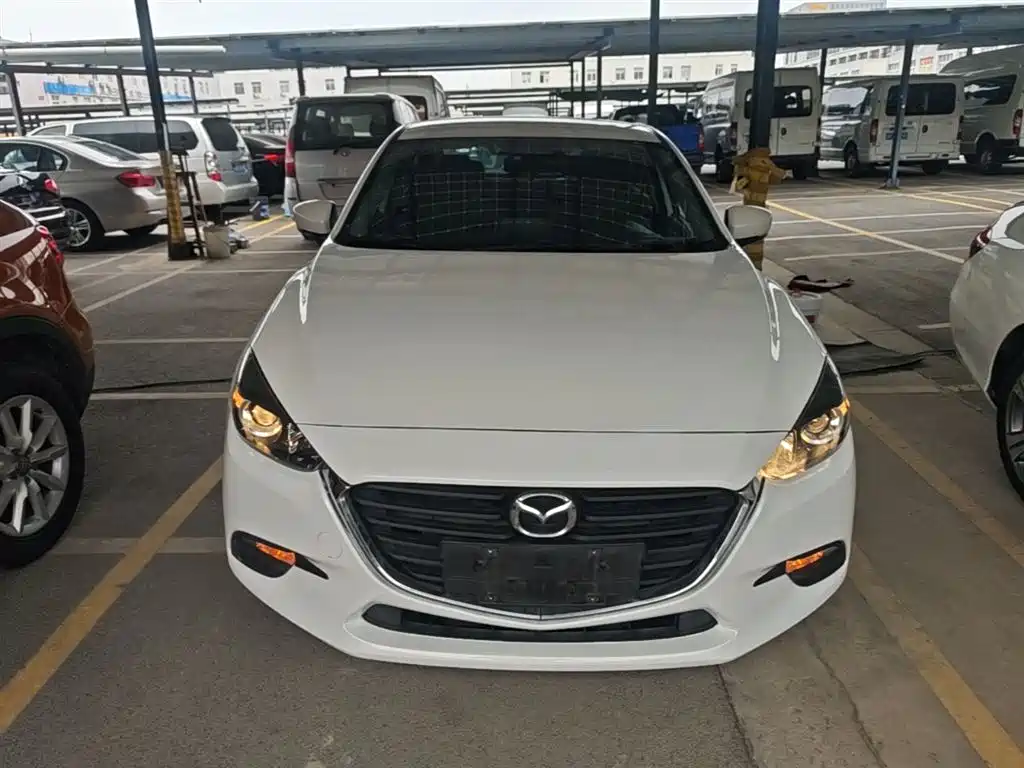 Mazda 3 Axela 2019 — фото 3