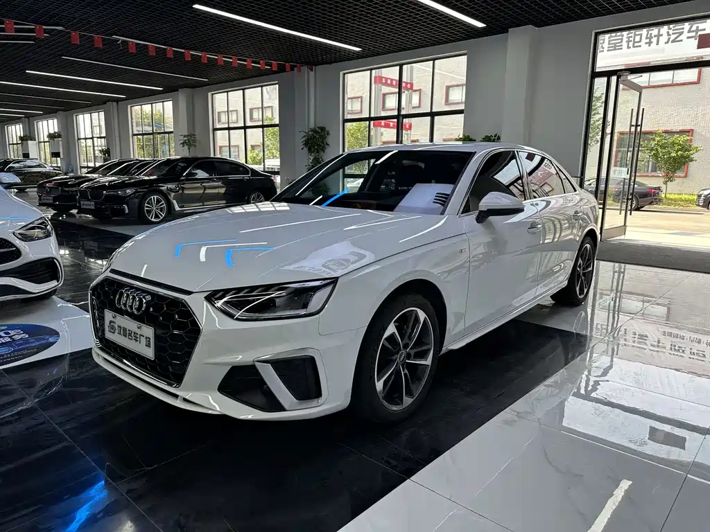Audi A4L 2025