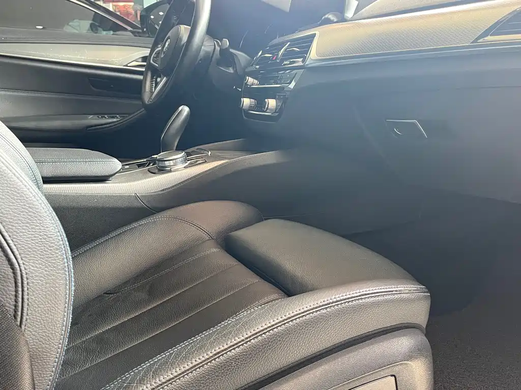 BMW 5 Series 2018