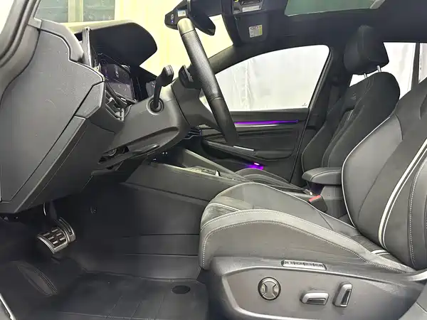 Volkswagen Golf 2022