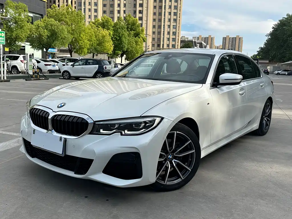 BMW 3 Series 2021