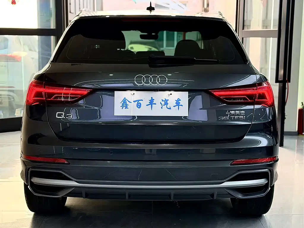 Audi Q3 2023 — фото 9