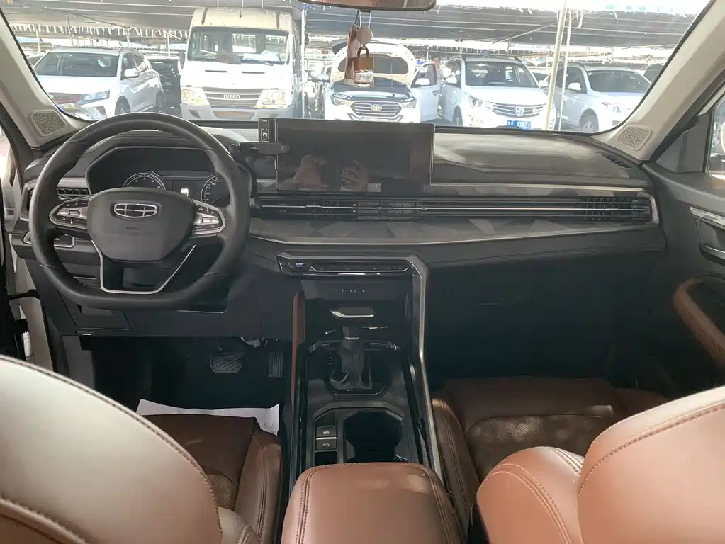 Geely Vision X6 2021