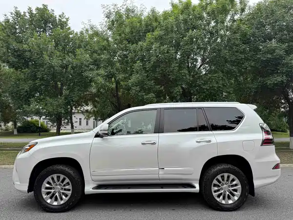 Lexus GX 2014