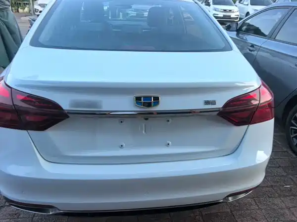 Geely Emgrand 2018