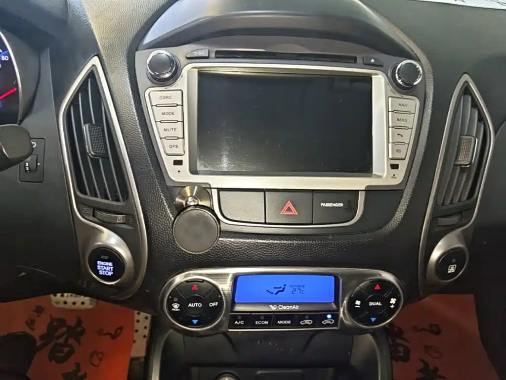Hyundai ix35 2015 — фото 13