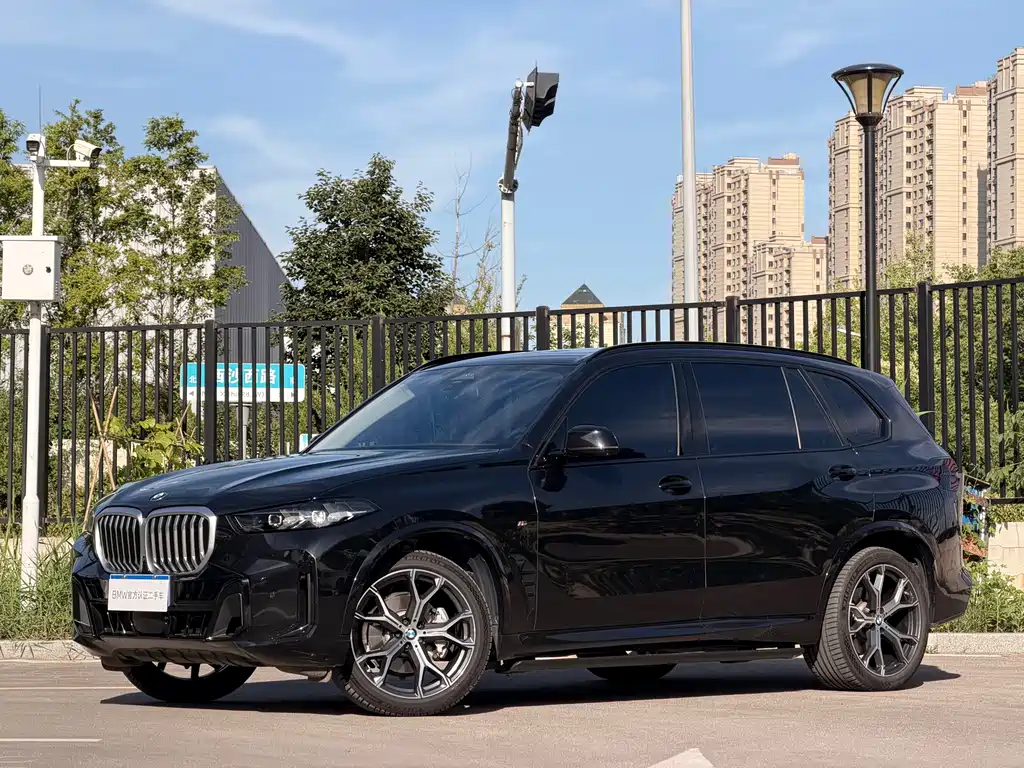 BMW X5 2024 — фото 1