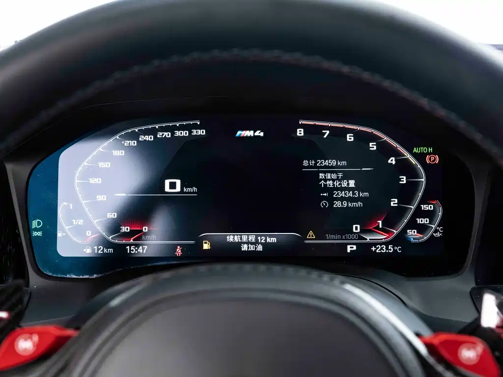 BMW M4 2023 — фото 17
