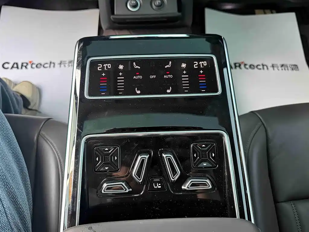 Audi A8 2025 — фото 17