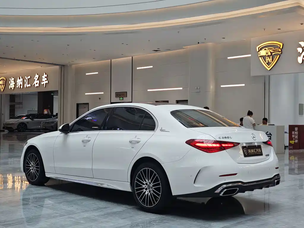 Mercedes-Benz C-Class 2023