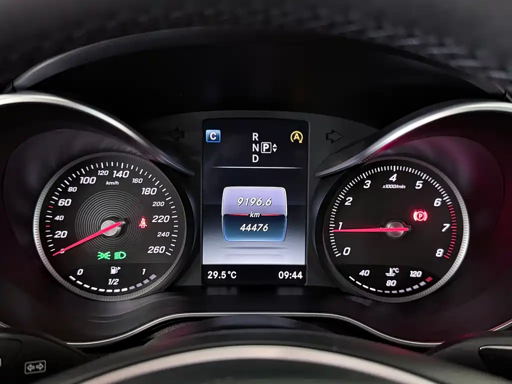 Mercedes-Benz C-Class 2015 — фото 11