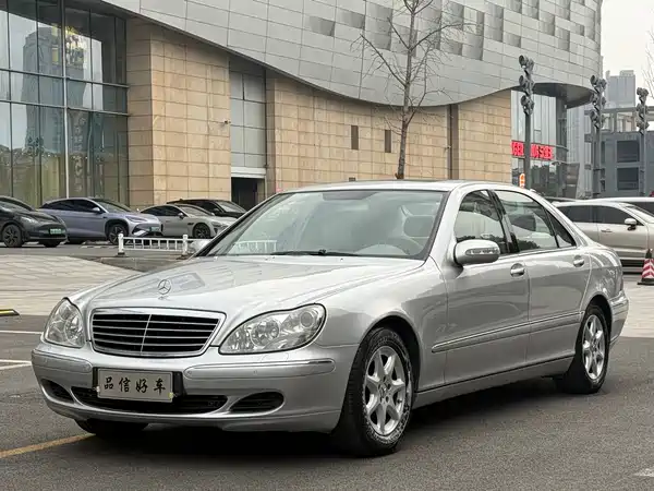 Mercedes-Benz S-Class 2004