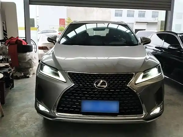 Lexus RX 2020
