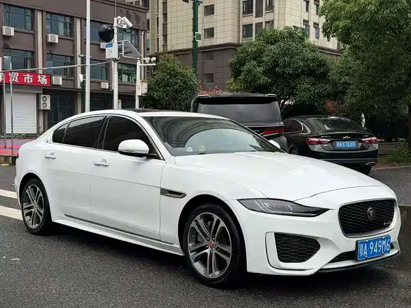 Jaguar XEL 2021