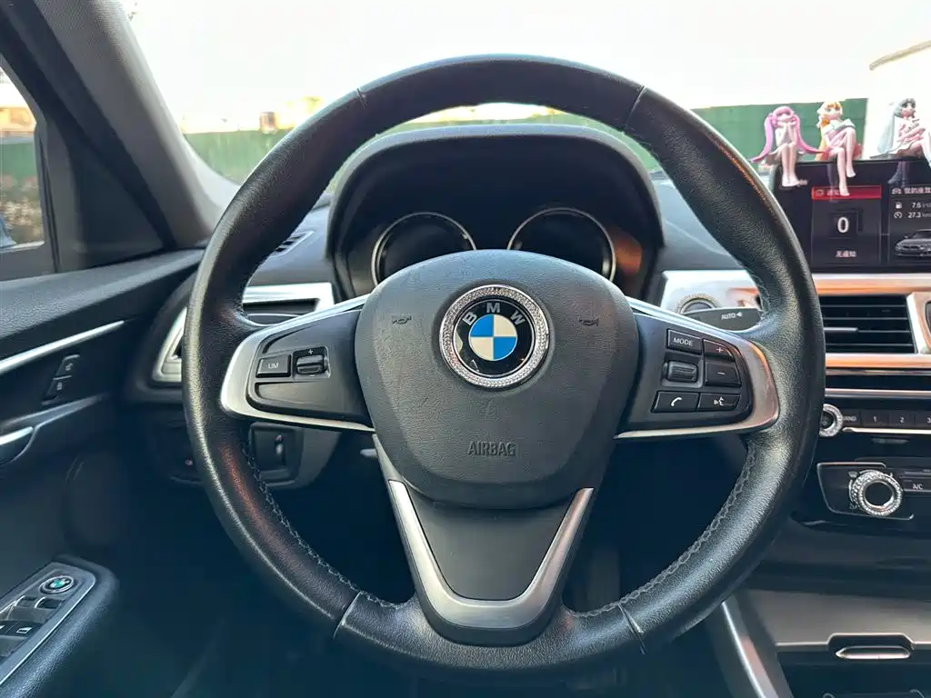 BMW 1 Series 2020 — фото 15