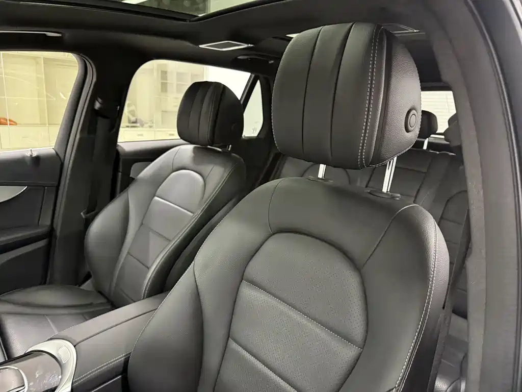 Mercedes-Benz GLC 2020 — фото 12