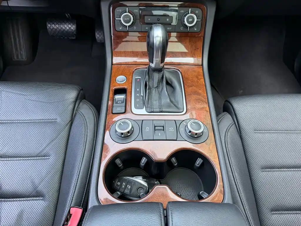 Volkswagen Touareg 2012