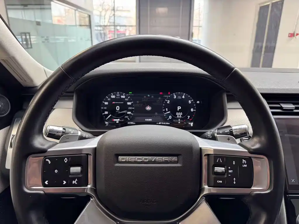 Land Rover Discovery 2021 — фото 13