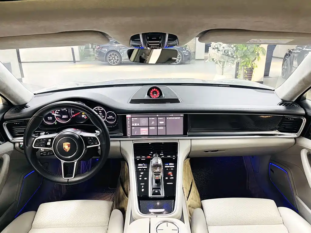 Porsche Panamera 2018 — фото 7