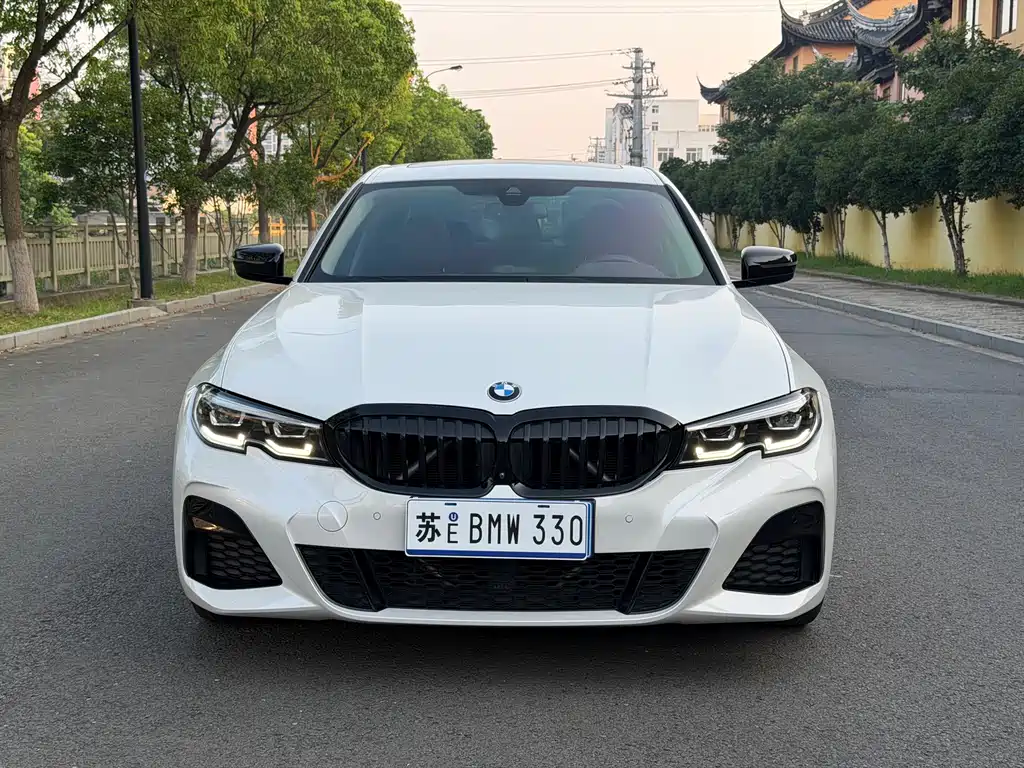 BMW 3 Series 2021