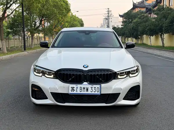 BMW 3 Series 2021