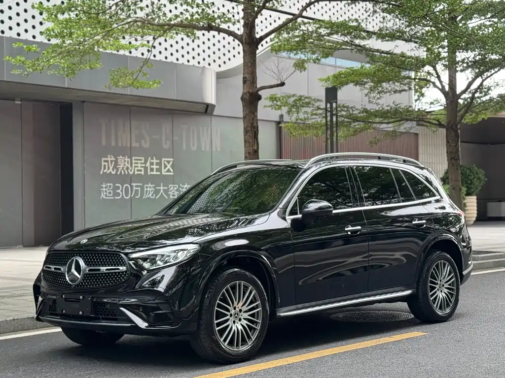 Mercedes-Benz GLC 2025 — фото 1