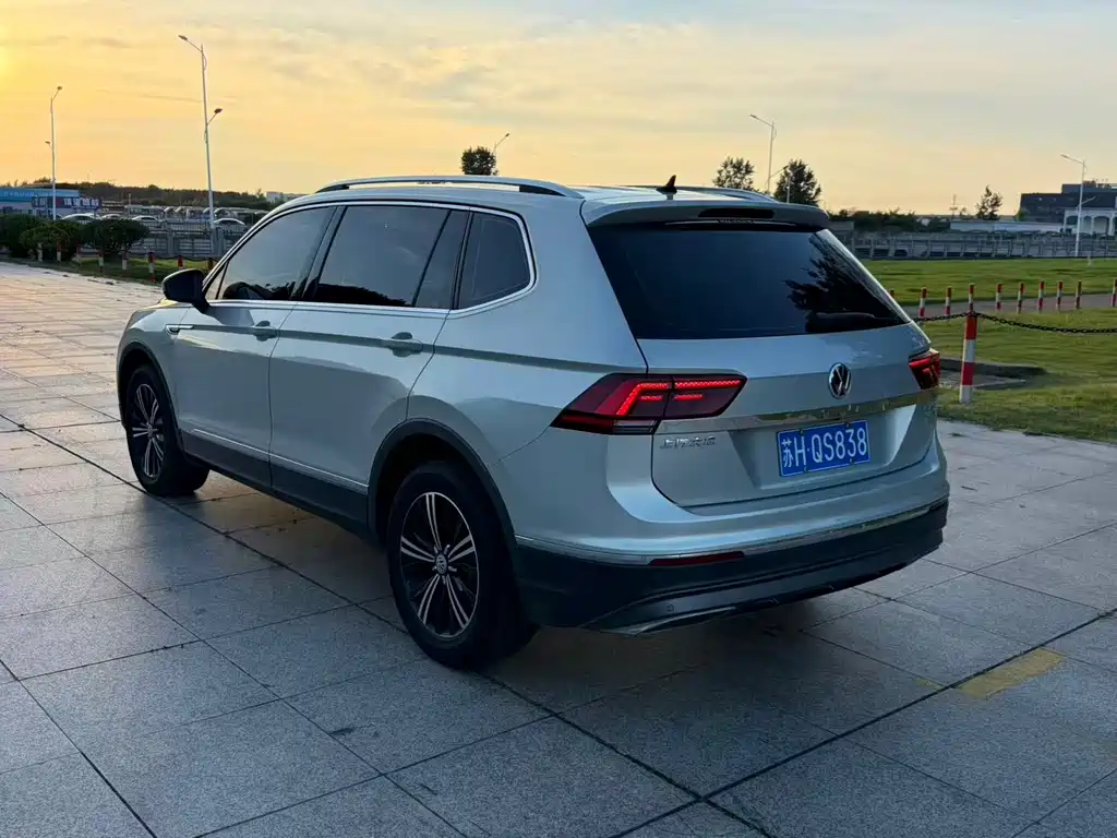 Volkswagen Tiguan L 2018
