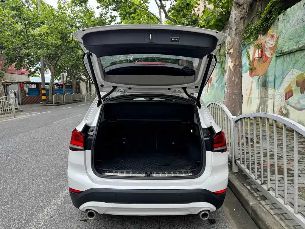 BMW X1 2022 — фото 14