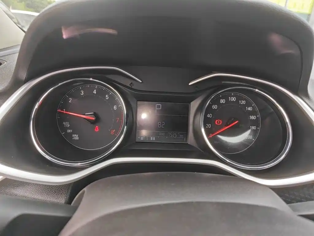Chevrolet Cavalier 2019 — фото 12