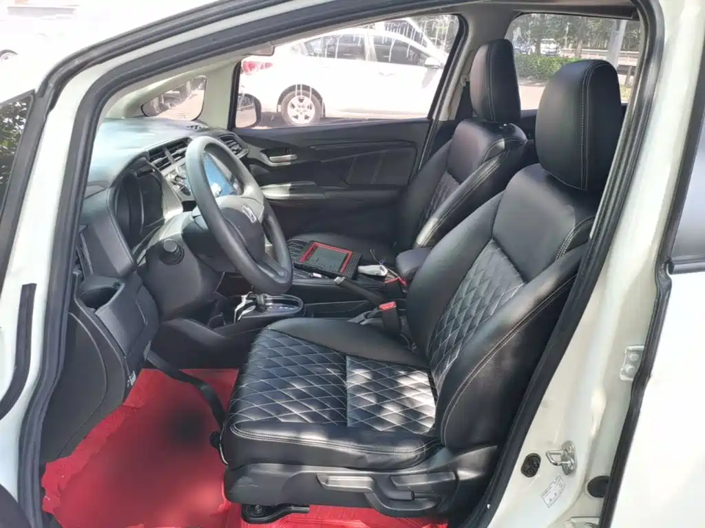 Honda Fit 2018 — фото 15