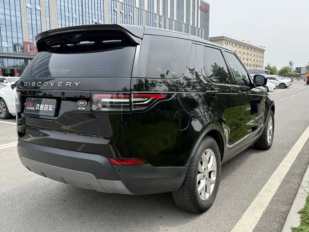 Land Rover Discovery 2019 — фото 5