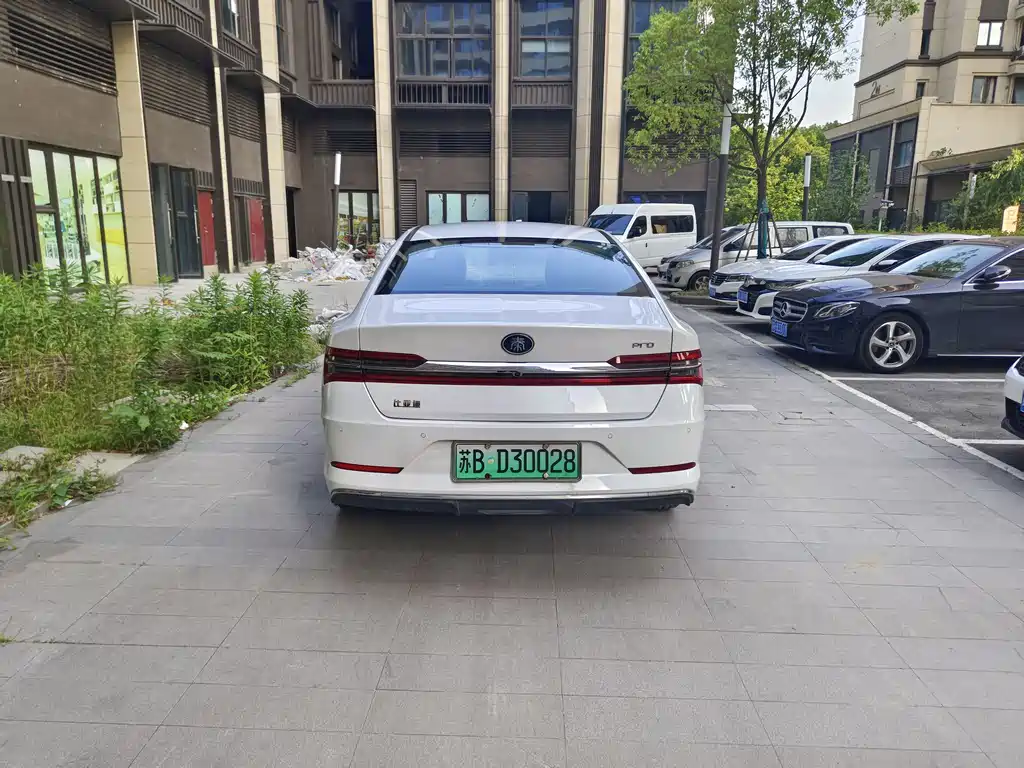 BYD Qin Pro NEV 2018 — фото 4