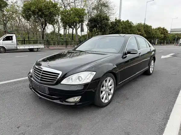Mercedes-Benz S-Class 2008