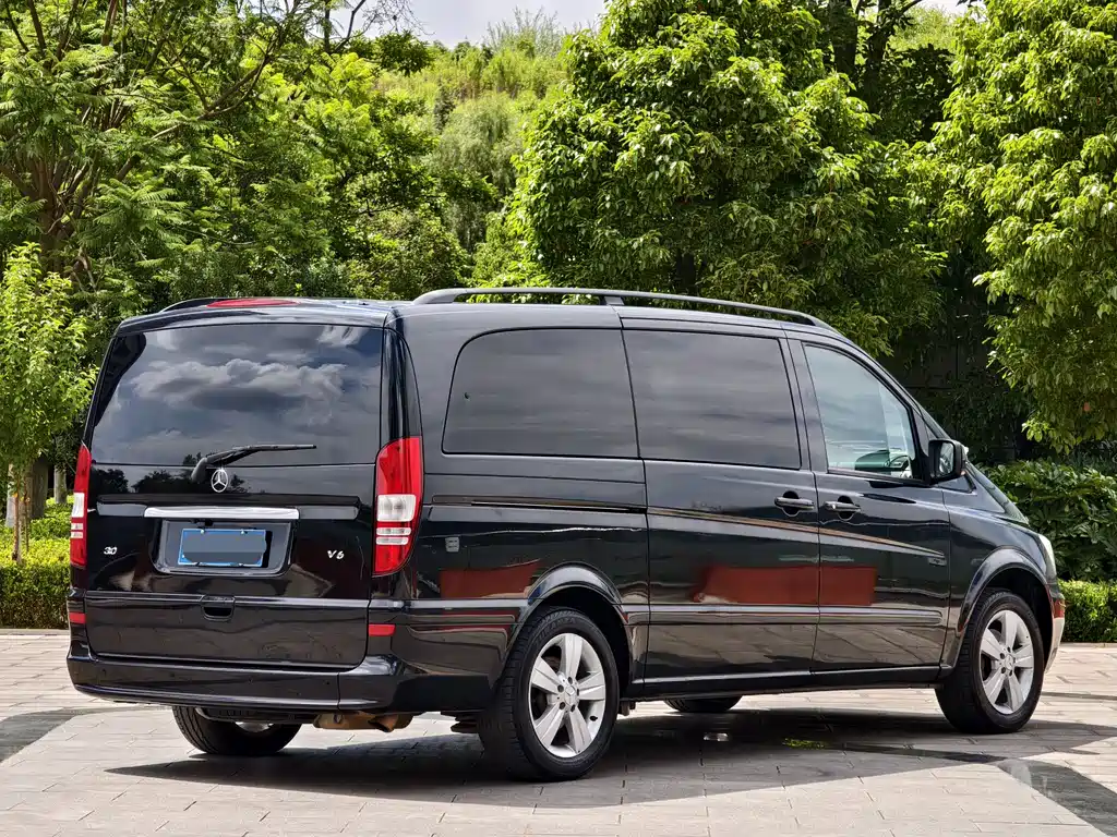 Mercedes-Benz Viano 2014