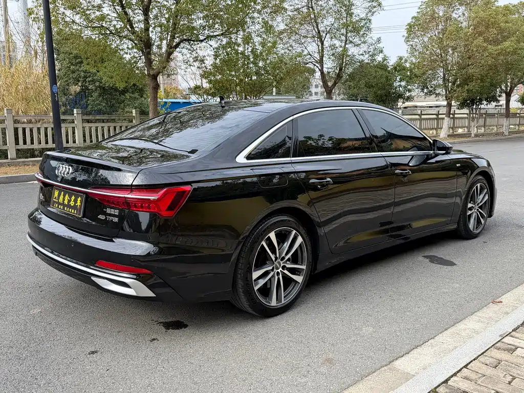 Audi A6L 2023 — фото 5