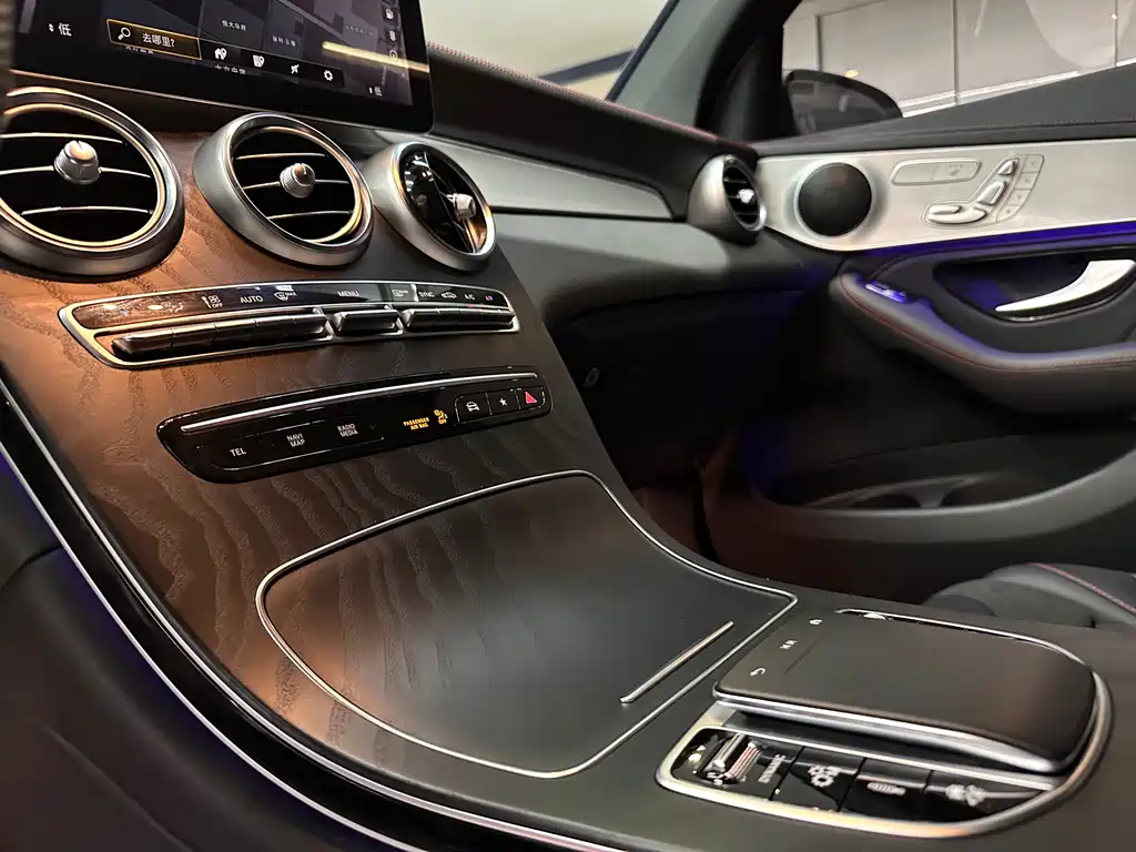 Mercedes-Benz GLC AMG 2023 — фото 8