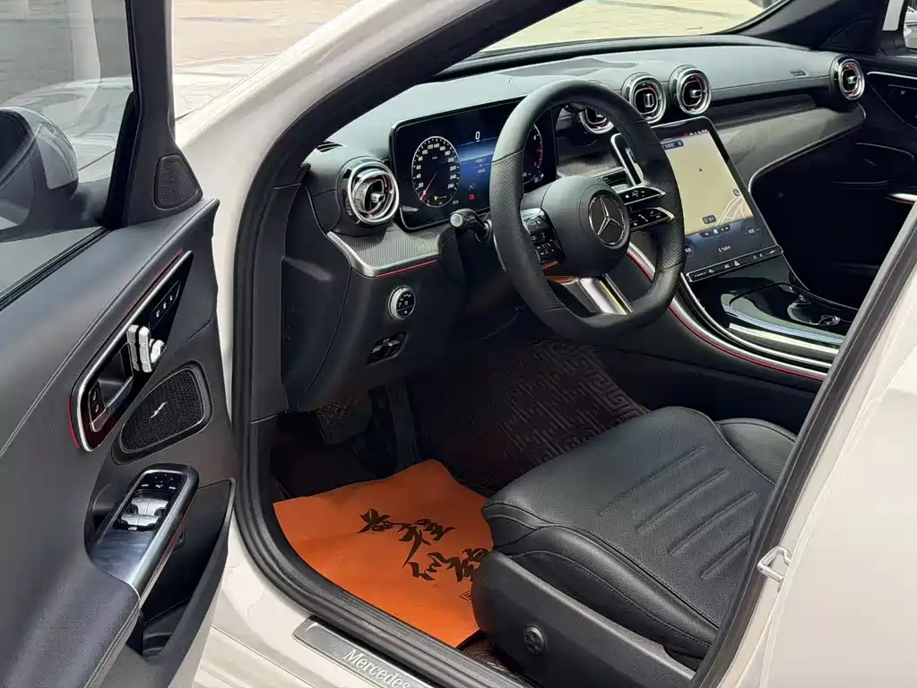 Mercedes-Benz C-Class 2022 — фото 4