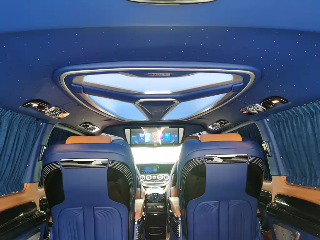 Mercedes-Benz Vito 2023 — фото 14