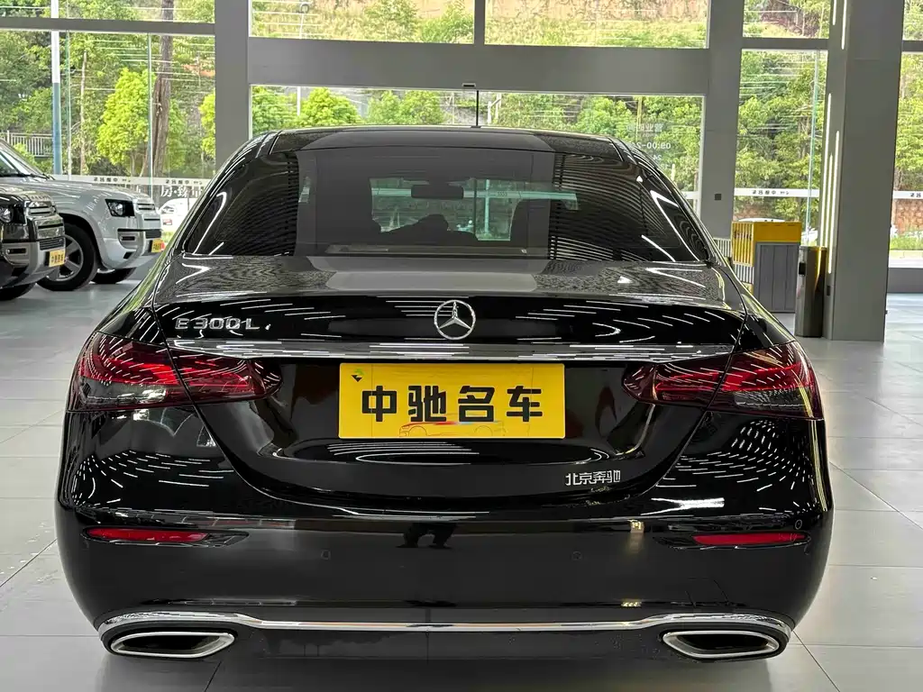 Mercedes-Benz E-Class 2021 — фото 12