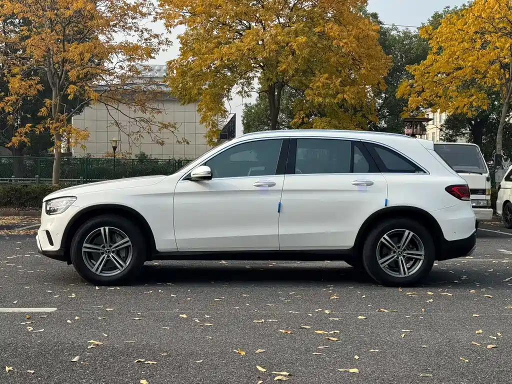 Mercedes-Benz GLC 2021 — фото 2
