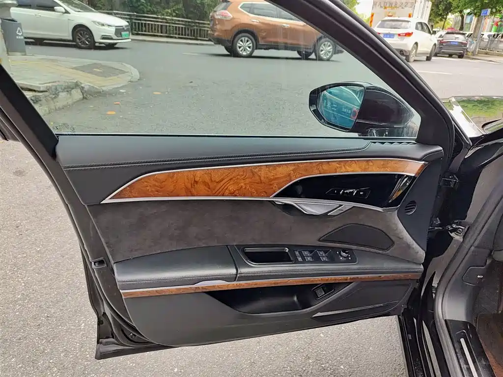 Audi A8 2019