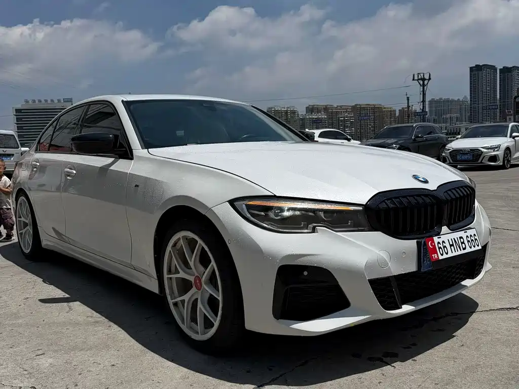 BMW 3 Series 2021