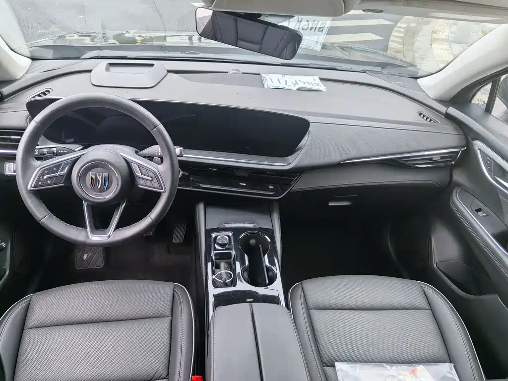 Buick Envision Plus 2025