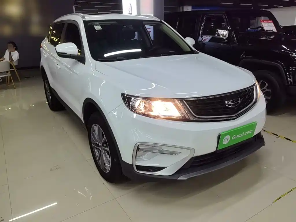 Geely Boyue 2021 — фото 4