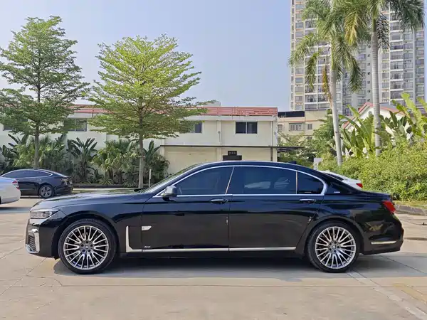 BMW 7 Series 2009
