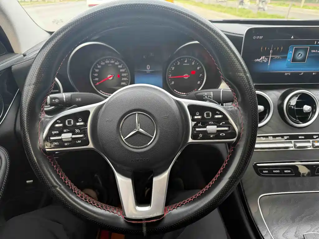 Mercedes-Benz C-Class 2019 — фото 6