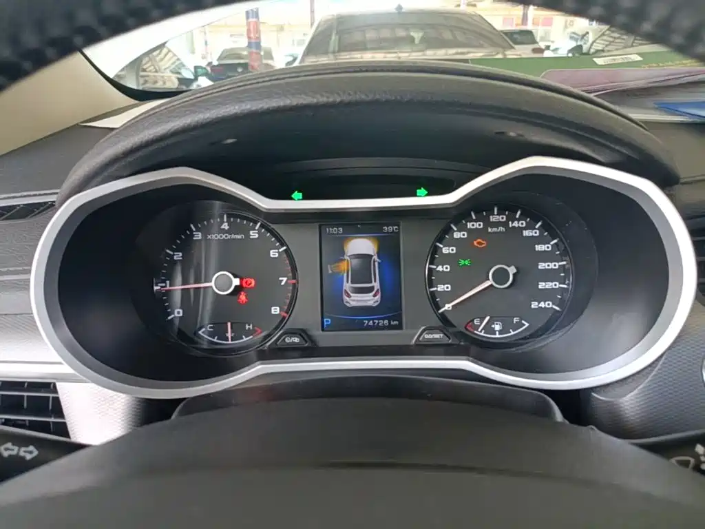 Geely Emgrand GS 2019 — фото 12