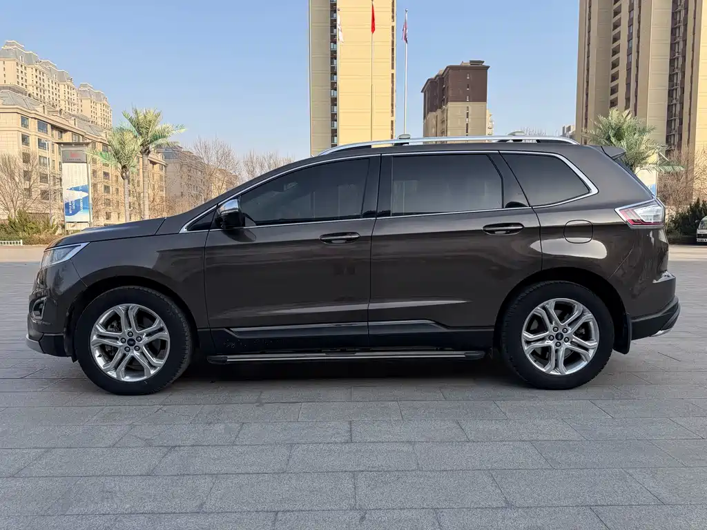 Ford Edge 2015 — фото 3